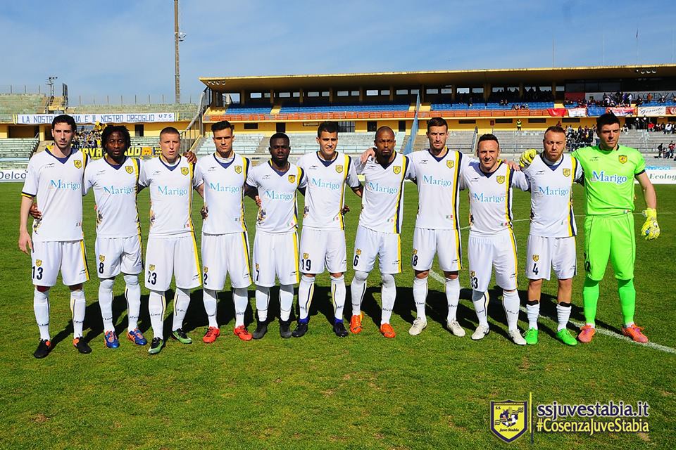 La formazione della Juve Stabia che ha espugnato Cosenza (foto ssjuvestabia.it)