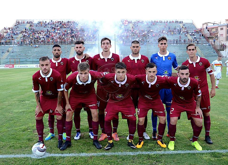 La Reggina che superato il Catanzaro nel derby (foto Notaro)