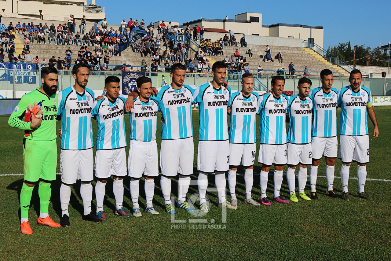 Una formazione della Virtus Francavilla 2017/2018 (ph. Lillo D'Ascola)