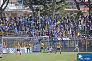 20170409 Juve Stabia Matera TifoMatera 00015