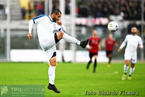 20221113 nocerina matera tifomatera 00010